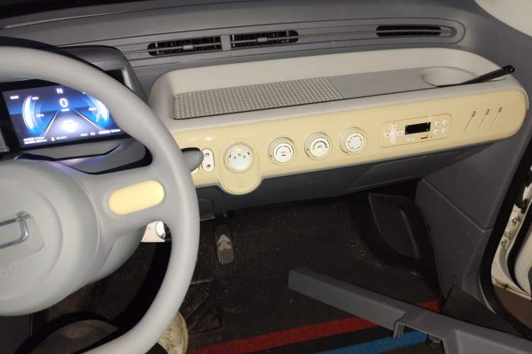 Used Bestune Pony 2025 222km Range Agile Horse
