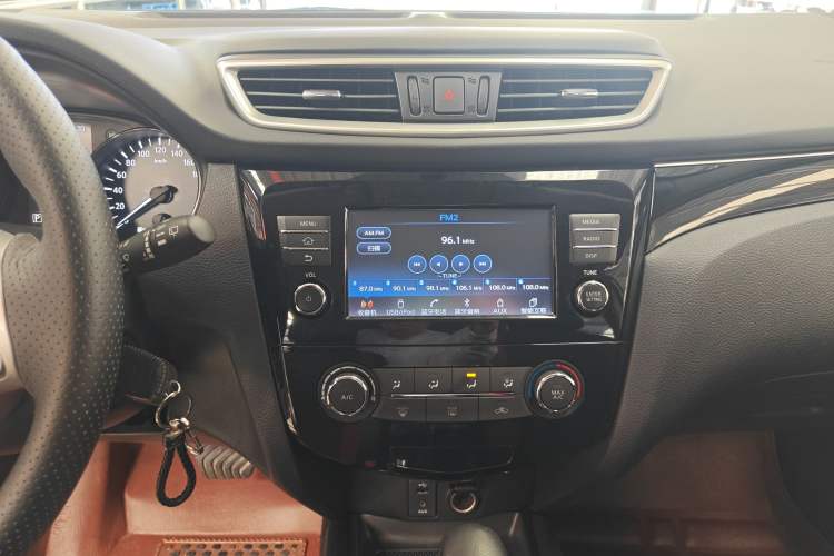 Used Nissan Qashqai 2017 2.0L CVT Smart Enjoyment Version China V Standard
