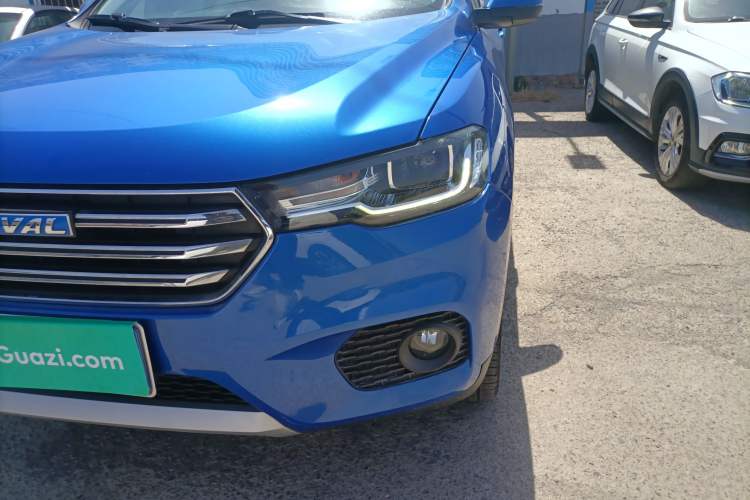 Used Haval H2s 2017 Blue Label 1.5T Dual-Clutch Comfort Model
