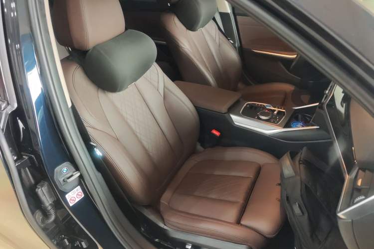 Used BMW i3 2023 eDrive 40 L Midnight Sports Package