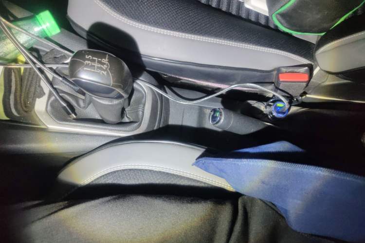 Used Peugeot 301 2016 1.6L Manual Comfort Edition Gear Lever