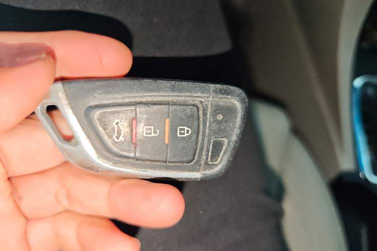 Used Geely Auto Emgrand 2016 Sedan 1.5L CVT Luxury Model