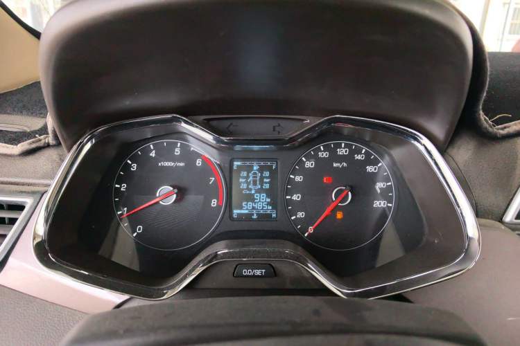 Used Baojun 310W 2017 1.5L Manual Fashion Model China V
