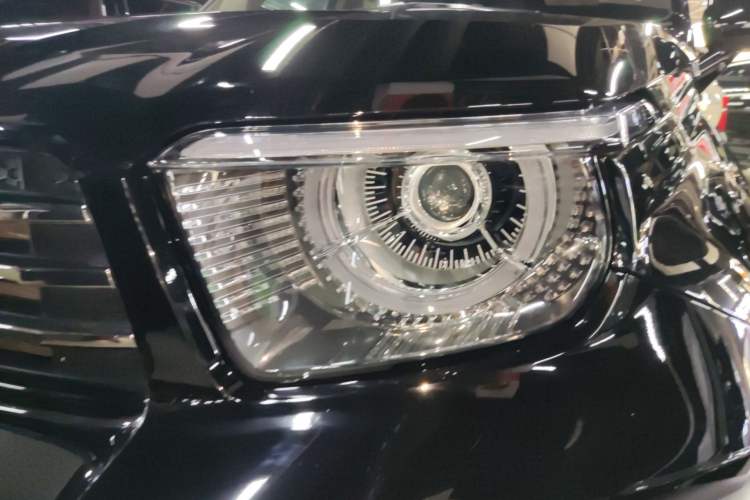 Used Tank 700 New Energy 2024 Hi4-T Extreme Edition Left Front Headlight