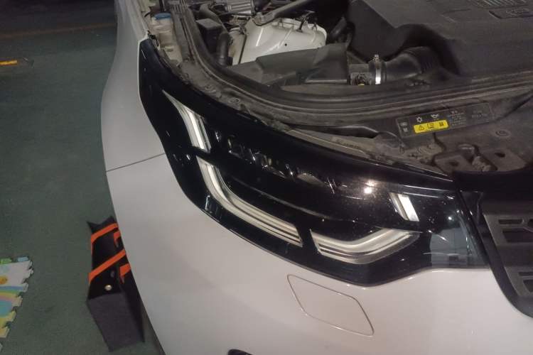 Used Land Rover Discovery 2017 3.0 SC V6 SE