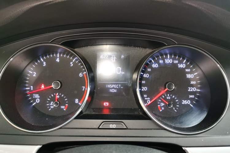 Used Volkswagen Lamando 2015 230TSI DSG Fashion Edition Instrument Cluster