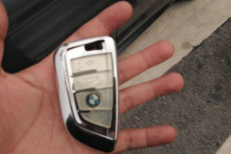 Used BMW 5 Series 2020 525i M Sport Package Vehicle Key