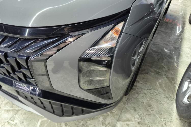 Used Hyundai ix35 2023 Musso 2.0L Prestige LUX Edition Left Front Headlight