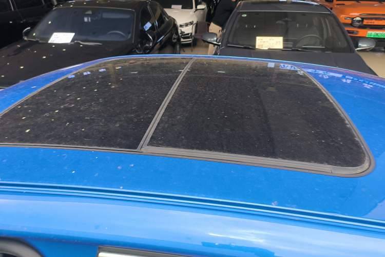 Used Lynk & Co 03 2020 1.5TD DCT JingPro Edition Roof