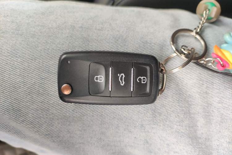 Used Peugeot 308 2016 1.6L Manual Fashion Edition