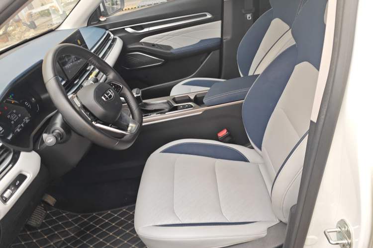 Used Geely Auto Emgrand 2022 4th Generation 1.5L CVT Flagship Model Left Front Seat