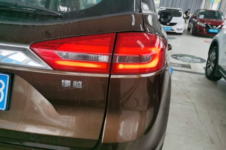 Used Geely Auto Emgrand X7 Sport 2016 1.8TD Automatic Smart Model
