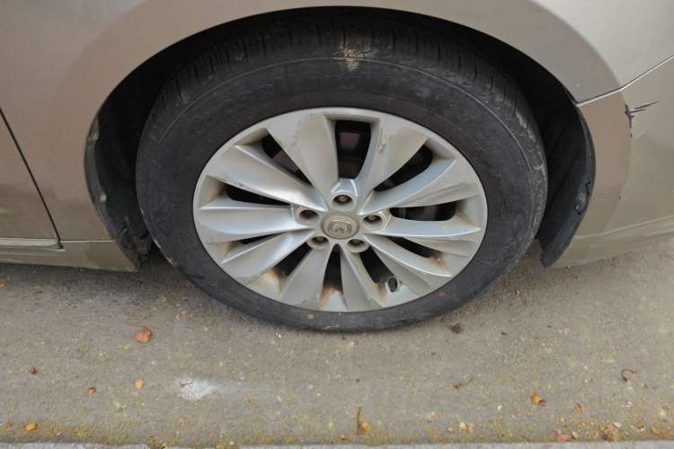 Used CHANGAN Raeton 2013 1.8T Automatic Prestige Model China IV Standard
