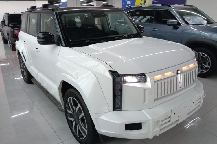 Used iCAR 03 2024 472km Four-Wheel Drive Long-Range Intelligent Advanced Version Front Right 45 Deg