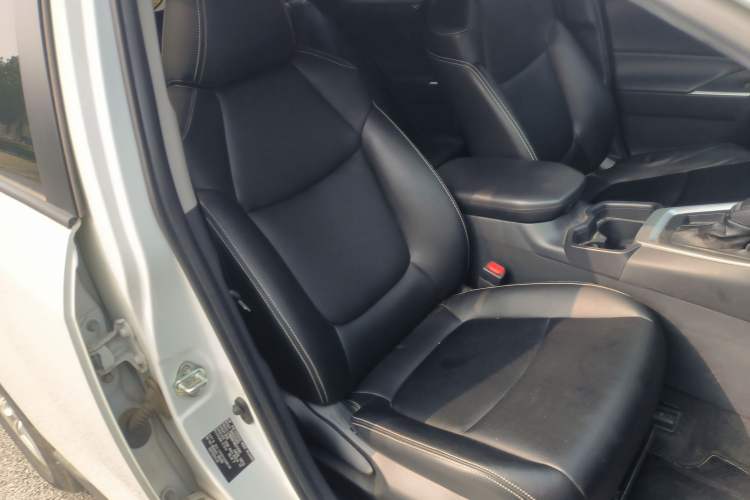 Used Toyota RAV4 2021 2.0L CVT Two-Wheel Drive Urban Edition
