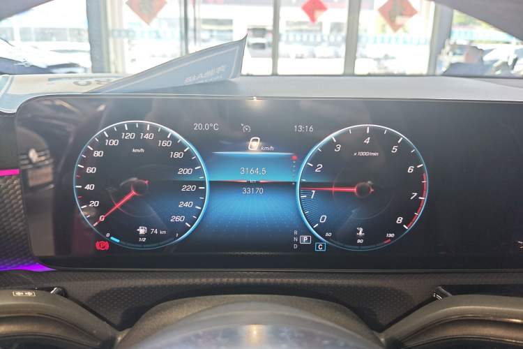 Used Mercedes-Benz A-Class 2022 Second Facelift A 200 L Sport Sedan Fashion Version
