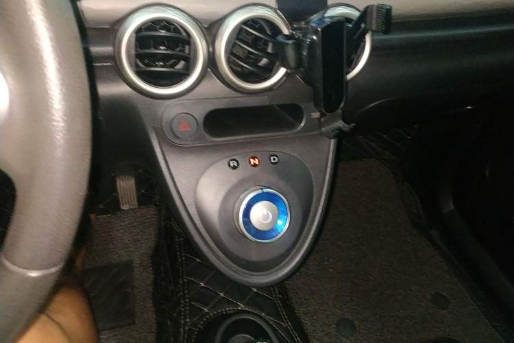 Used ORA Black Cat 2022 301km "Cute Pet" Version – Lithium Iron Phosphate