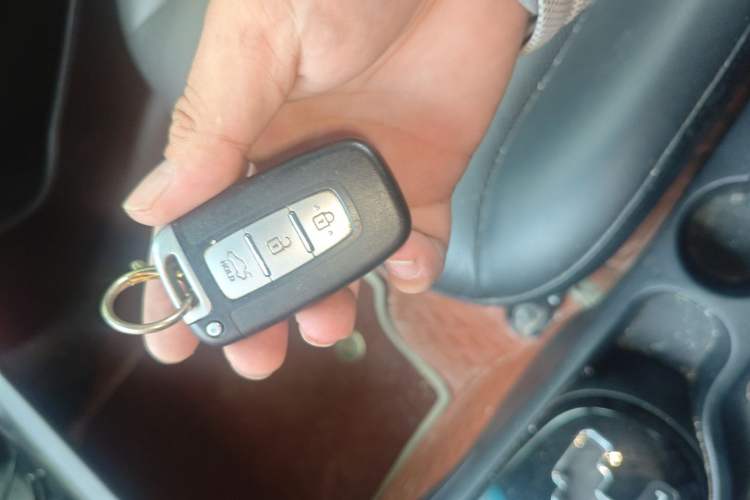 Used Kia K2 2012 Sedan 1.6L Automatic Transmission Premium ECO Commemorative Edition