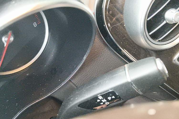 Used Mercedes-Benz GLC 2019 GLC 260 L 4MATIC Dynamic Model