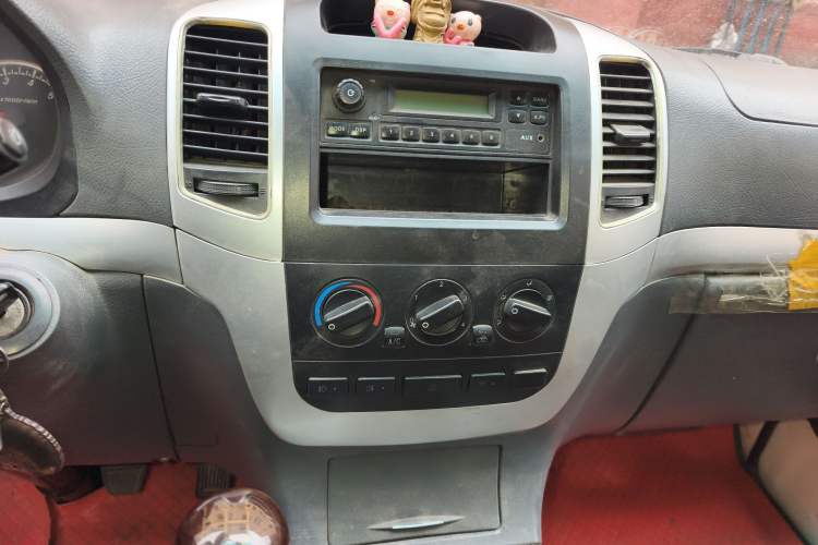 Used Foton Scenic 2014 2.2L Express Standard Long-Wheelbase Low-Roof Version 491EQ4
