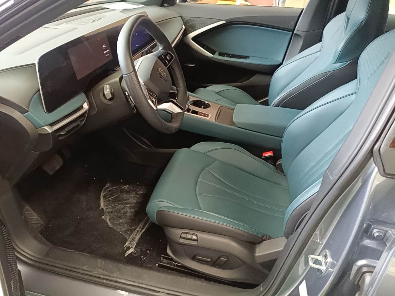 MG 7 2025 2.0T Trophy+ Super Sport Edition — снимка 17