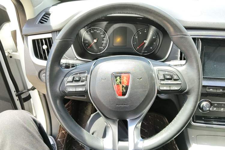 Used Roewe RX5 2018 20T Two-Wheel Drive Automatic Flagship Edition

