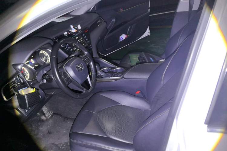 Used Toyota Camry 2018 2.5G Luxury Edition Left Front Seat