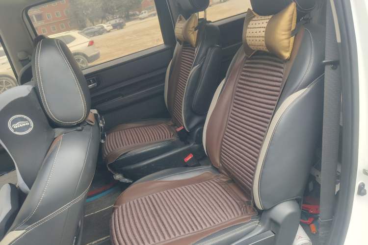 Used Wuling Hongguang PLUS 2020 1.5L Manual Comfort 7-Seater Left Rear Seat