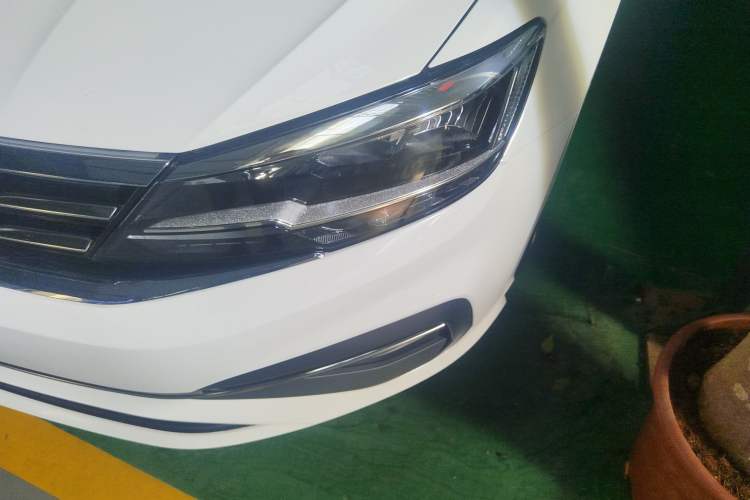 Used Volkswagen Lamando 2019 230TSI DSG Fashion Edition China VI Left Front Headlight