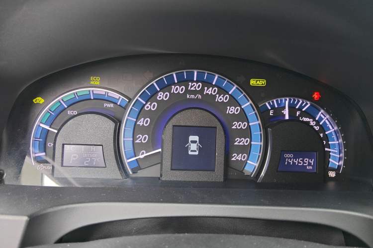 Used Toyota Camry 2012 Luxurious Edition 2.5HG Zunrui Odometer Close Up