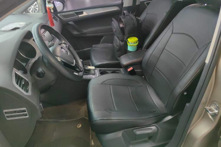 Used Volkswagen Golf Sportsvan 2016 230TSI Automatic Trend Edition