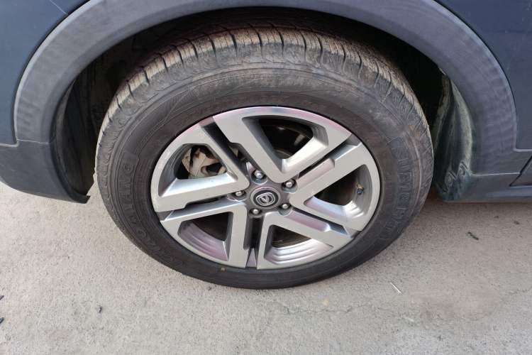 Used Changan CS55 2018 1.5T Manual Colorful Model China V Standard
