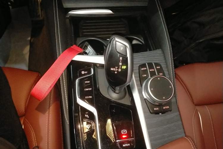 Used BMW 5 Series 2022 530Li Luxury Edition M Sport Package