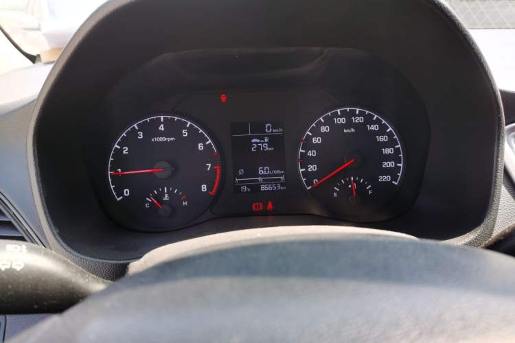 Used Hyundai Verna (new generation) 2016 1.4L Manual Cool Edition GLS Instrument Cluster