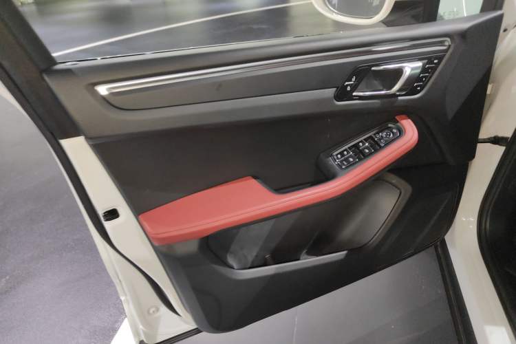 Used Porsche Macan 2018 Macan 2.0T
