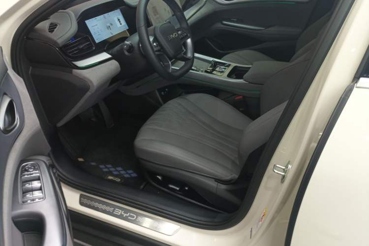 Used BYD Seal 07 DM-i 2025 DM-i 1.5L 125km Prestige Model Left Front Seat