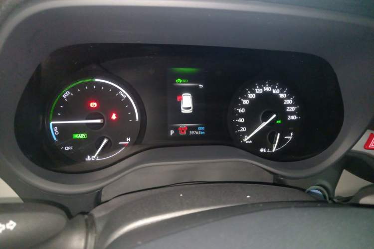 Used Toyota Sienna 2023 2.5L Hybrid Comfort Edition