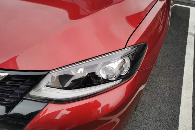 Used Nissan Tiida 2021 1.6L CVT Smart Drive Edition Left Front Headlight