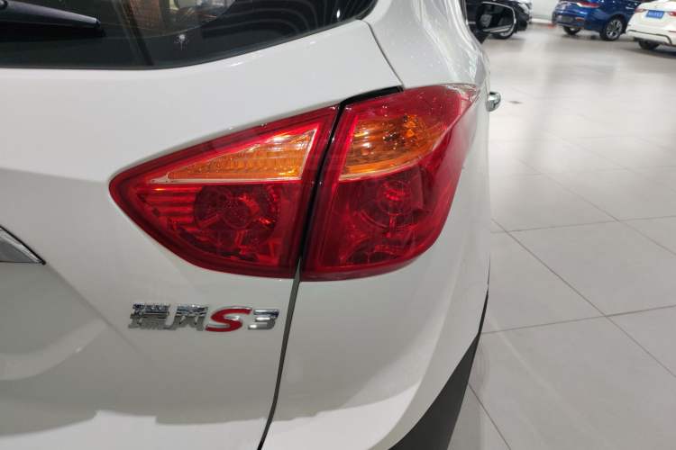 Used JAC Group Refine S3 2014 1.5L CVT Luxury Smart Model