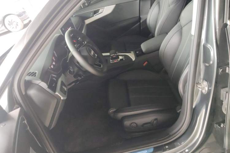 Used Audi A4L 2023 40 TFSI Fashion Dynamic Model