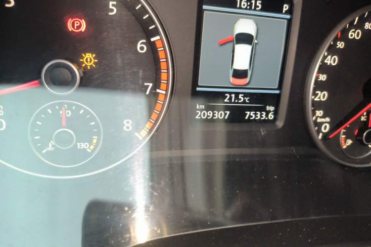 Used Volkswagen Passat 2013 1.8TSI DSG Ultimate Edition