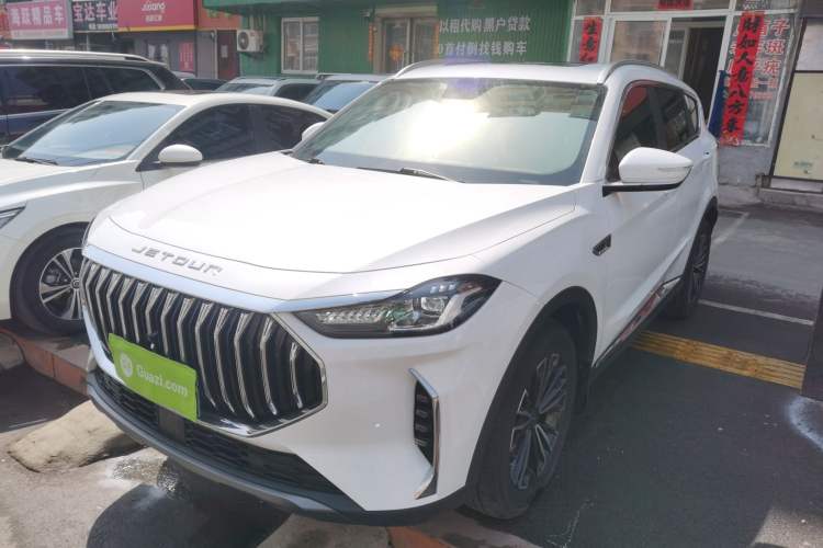 Used JETOUR X70 PLUS 2023 1.5T Manual Warrior PRO 5-Seater