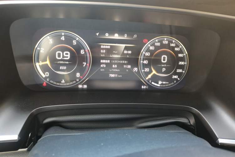 Used GAC Trumpchi M8 2021 Master Series 390T Ultimate Edition Odometer Close Up