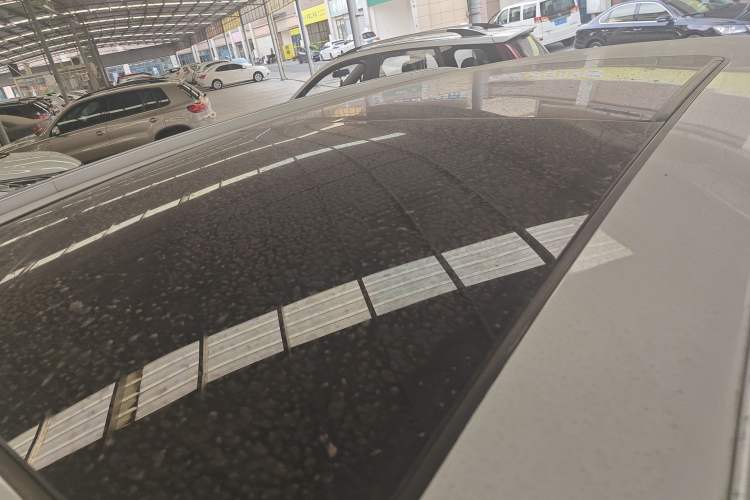 Used Sinotruk VGV U70 2020 1.5T Automatic Smart Luxury Edition 5 Seats
