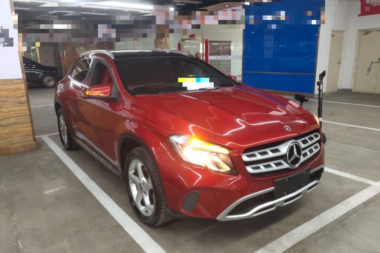Used Mercedes-Benz GLA 2018 GLA 200 Sport Edition Front Right 45 Deg