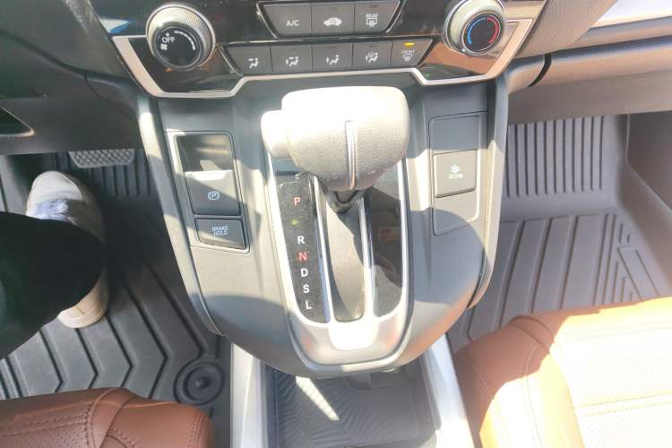 Used Honda CR-V 2019 240TURBO CVT 2WD Comfort Version China VI Emission Standard Gear Lever