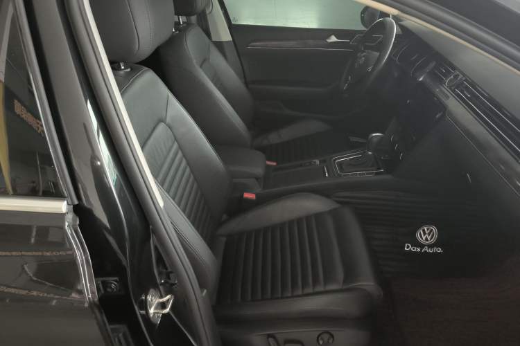 Used Volkswagen Magotan 2019 330TSI DSG Luxury Model China V Standard