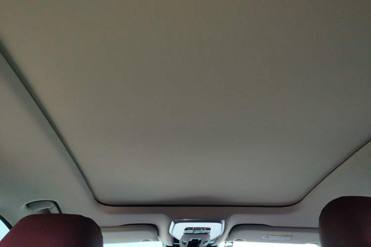 Used Hongqi H5 2024 2.0T Automatic Smart Connect Flagship Edition Headliner