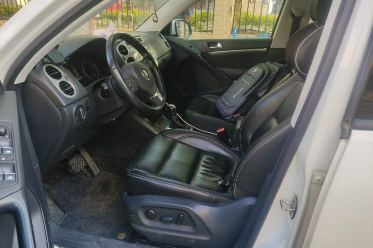 Used Volkswagen Tiguan L 2017 300TSI Automatic Two-Wheel Drive Silk Road Comfort Edition