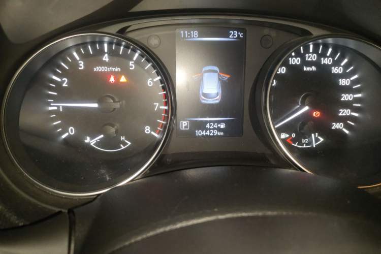 Used Nissan Qashqai 2019 2.0L CVT Smart Enjoyment Version Odometer Close Up